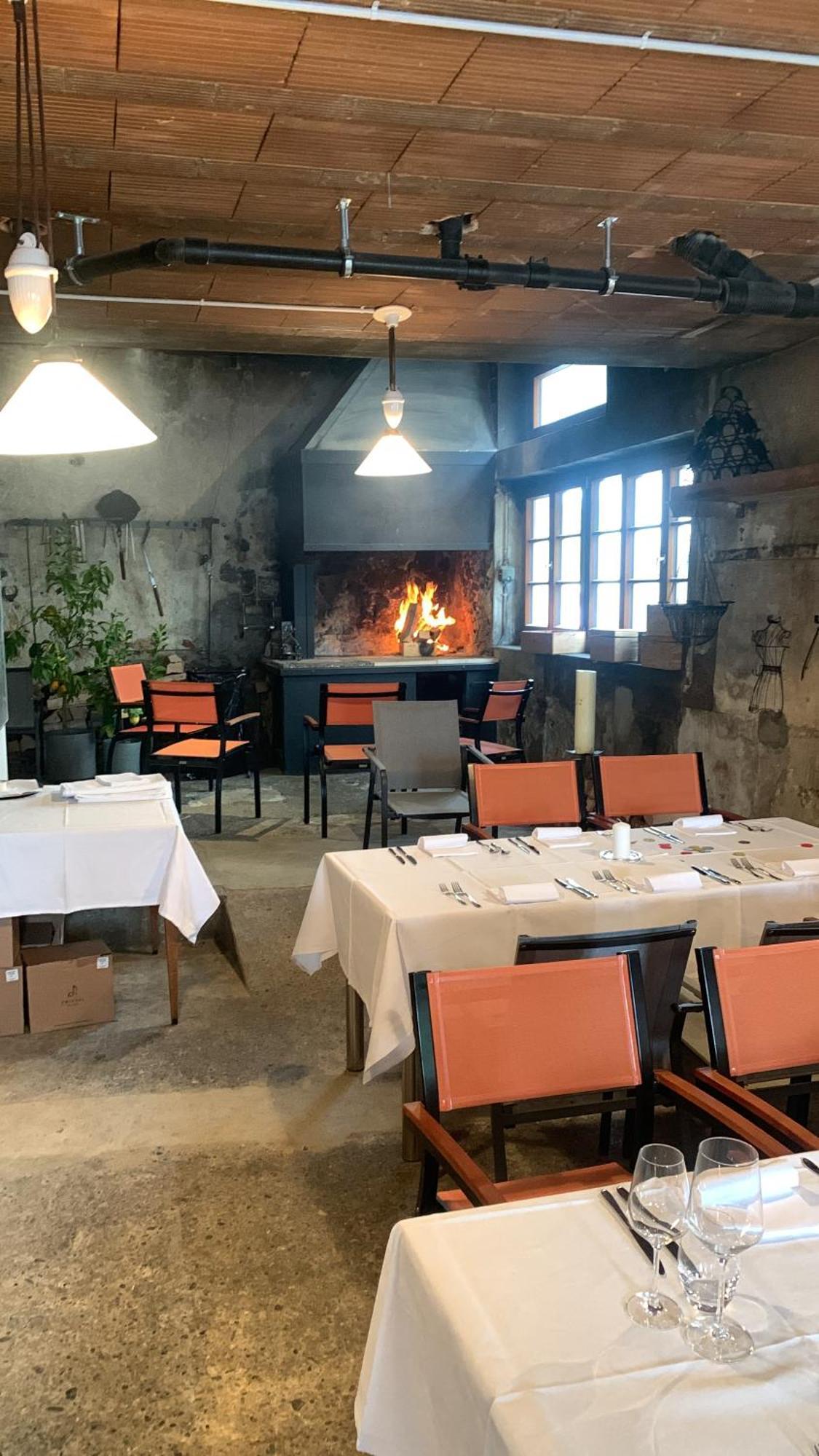 Hotel Restaurant Croix Blanche Sugiez Exterior foto